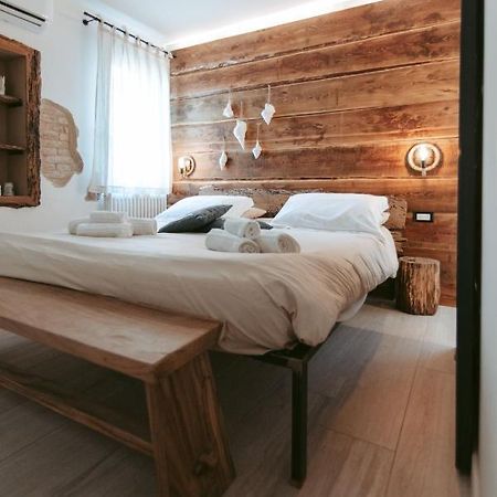 Laguna Suite B&B Чоджия Екстериор снимка