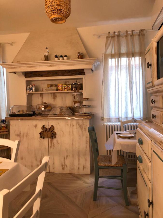 Laguna Suite B&B Чоджия Екстериор снимка
